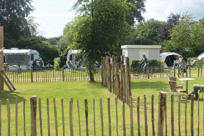 036 Ruime bungalow voor 2 personen op camping Boslust in Putten, Gelderland