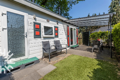 030 Gezellige 2 persoons chalet met bubbelbad en sauna op een unieke locatie op de Veluwe