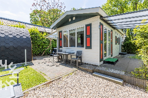 Luxe 2 persoons chalet met bubbelbad en sauna op een unieke locatie op de Veluwe