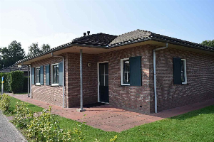 2 6 persoons gezinsbungalow op een mooi familie vakantiepark