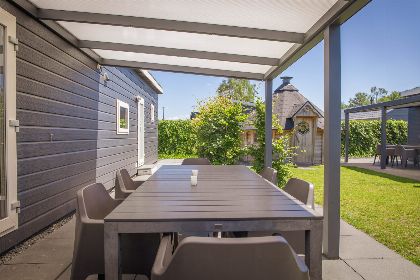 002 6   6 persoons Veluwelodge XL met grillhuis