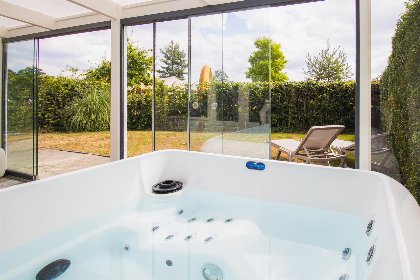 011 Bungalow Heuveltjes met jacuzzi en sauna | 4 personen