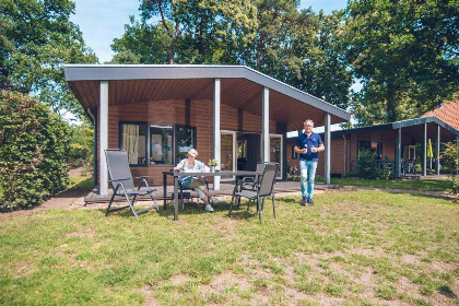 012 Comfortabel 6 persoons chalet nabij Voorthuizen op de Veluwe