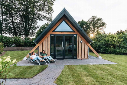 008 Luxe 2 persoons wellness lodge op de Veluwe   sauna   sunshower