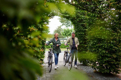 036 Luxe 4 persoons zandlodge met prive barrelsauna op de Veluwe