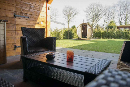 013 Luxe 6 persoons chalets met sauna en bubbelbad op de Veluwe