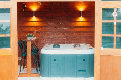 010 Veluwelodge met jacuzzi en sauna | 4 tot 6 personen