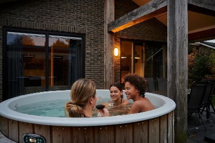 004 Villa Vogelveld Jacuzzi | 4 Pers