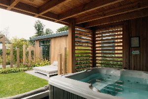Voortse Villa met jacuzzi en sauna | 4 personen Voortse Villa met jacuzzi en sauna | 4 personen