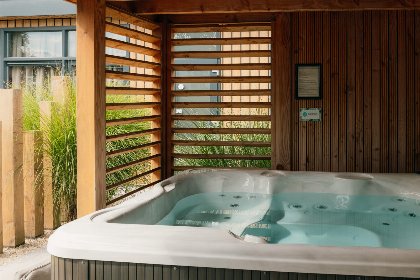 012 Voortse Villa met jacuzzi en sauna | 4 personen 012 Voortse Villa met jacuzzi en sauna | 4 personen
