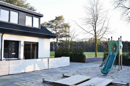 013 Zeer luxe 24 persoons groepsaccommodatie op de Veluwe