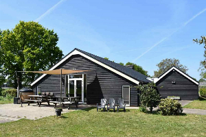 Mooie 10 persoons vakantieboerderij | Met sauna en hottub