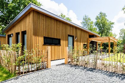 007 Berken Lodge Eco 4 personen met Hottub en Sauna
