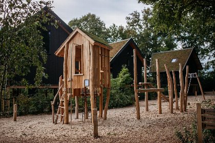 066 Boerderij Villa met Binnenzwembad 