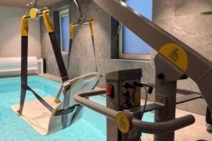 010 Boerderij Villa met Binnenzwembad 