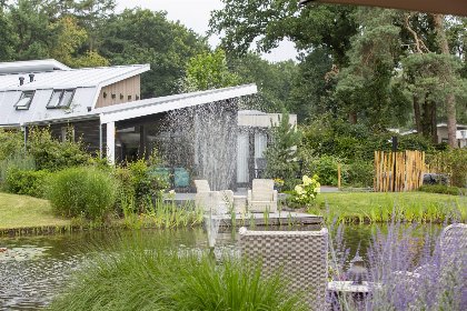 001 Bos Lodge 75 6 personen met hottub