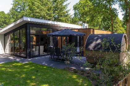 001 Bos Lodge 75 Eco 6 personen met Sauna