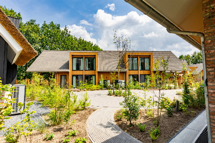 025 Duurzaam 5 persoons vakantiehuis met hottub op de Veluwe