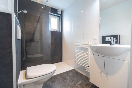005 Heide Lodge Eco 6 personen met Hottub en Sauna
