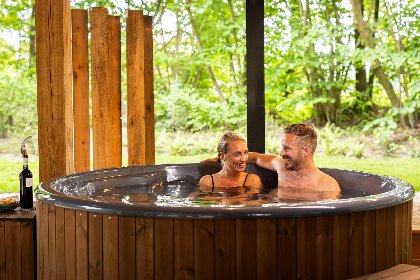 008 Natuur Villa met Hottub 