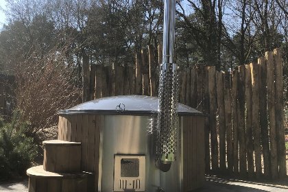 005 Park Lodge de Luxe 4 personen met Hottub