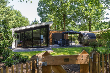 001 Sfeervolle 6 persoons vakantiewoning met sauna tussen de bossen op de Veluwe