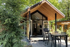 Tiny Lodge Eco 4 personen met Hottub