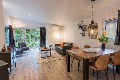 001 Wood Lodge Eco 4 personen met Hottub of Jacuzzi en Sauna
