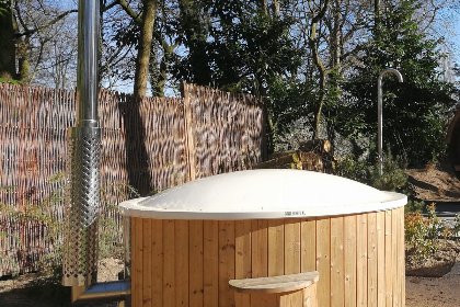 008 Wood Lodge Eco 4 personen met Hottub of Jacuzzi en Sauna