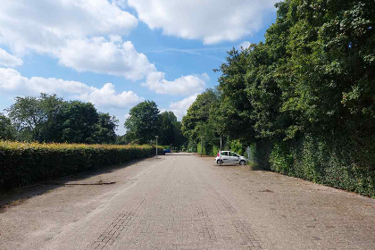 016 gezellige bungalow voor 8 personen nabij het bos op vakantiepark Wighenerhorst