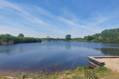 021 gezellige bungalow voor 8 personen nabij het bos op vakantiepark Wighenerhorst