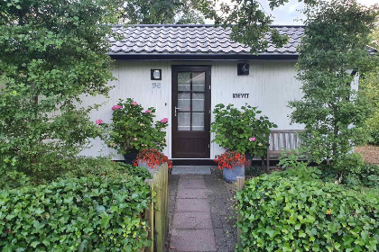 001 Sfeervolle 2 persoons chalet met tuin op vakantiepark Wighenerhorst in Gelderland