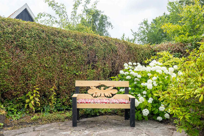 029 Ruim 6 persoons vakantiehuis met mooie tuin, dichtbij de zeehaven in Lauwersoog