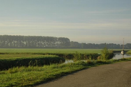 004 Mooi 4 persoons vakantiehuisje in het dorp Scheemda