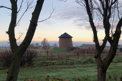 008 Bijzondere en prachtig gelegen 6 persoons voormalige molen