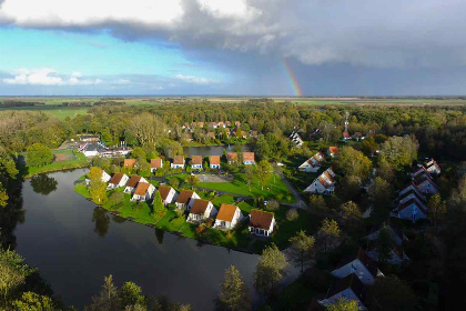 011 Fijn 4 persoons villa aan het water op Villapark Weddermeer met sauna