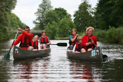 028 Fijn 4 persoons villa aan het water op Villapark Weddermeer met sauna