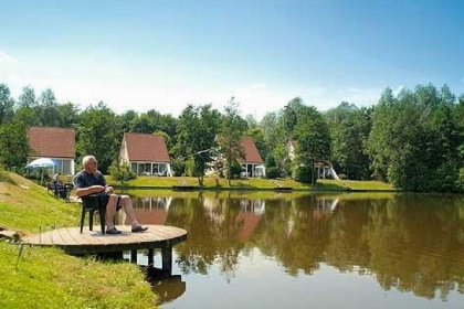 028 Fijn 6 persoons villa aan het water op Villapark Weddermeer met sauna