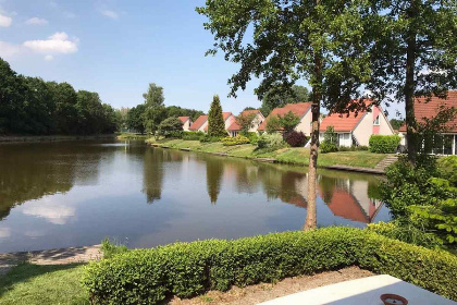 012 Fijn 6 persoons villa aan het water op Villapark Weddermeer