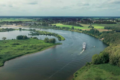 023 Bosrijk gelegen 5 persoons vakantiehuis in het Drakendorp Beesel, Limburg