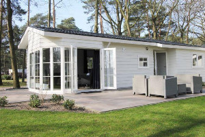 Chalet voor 4 personen met hoekerker op Vakantiepark Maasduinen in Belfeld