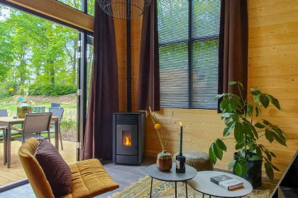 004 Tiny House voor 4 personen op Vakantie Maasduinen met natuurmeer en zandstrand