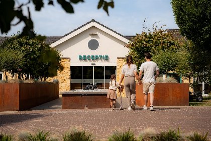 007 Biebosch   Hottub