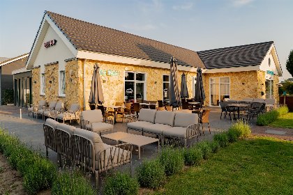 012 Biebosch   Hottub