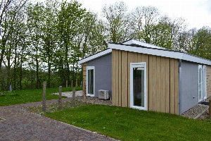 Duurzaam vakantiehuis voor 6 personen met tuinhuis op een vakantiepark nabij Valkenburg