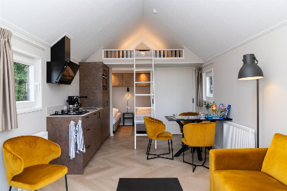 005 Knus 2 2P tiny house op een vakantiepark vlak bij Valkenburg en Maastricht, Zuid Limburg