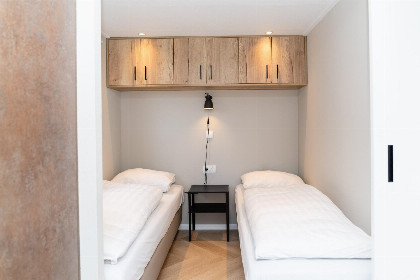 006 Knus 2 2P tiny house op een vakantiepark vlak bij Valkenburg en Maastricht, Zuid Limburg