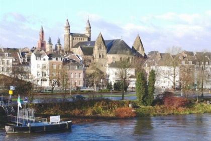 036 Luxe 6 persoons vakantiehuis met sfeerhaard en sauna in Bemelen nabij Valkenburg