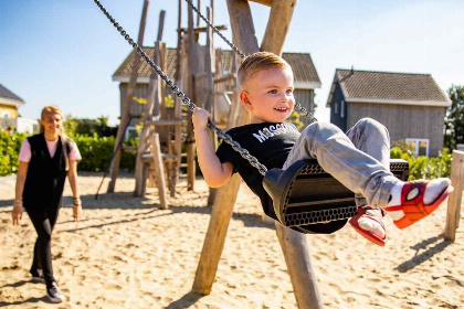 028 Schitterende L vormig vakantiehuis met sfeerhaard op een vakantiepark nabij Valkenburg