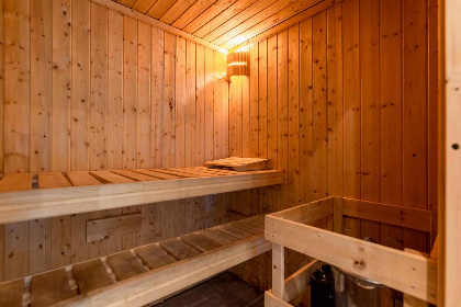 014 Luxe 10 persoons vakantiehuis met sauna gelegen op prachtig vakantiepark in Zuid Limburg